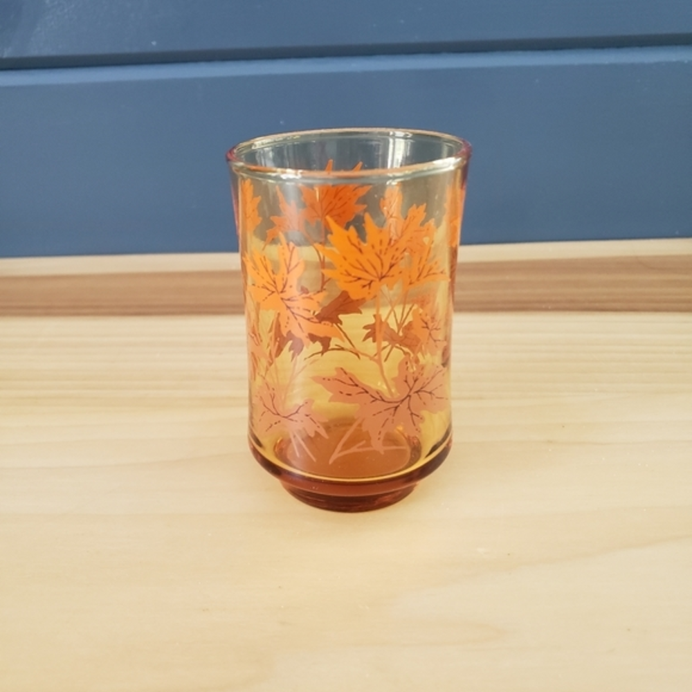 Vintage Maple Leaf‎ Juice Glass